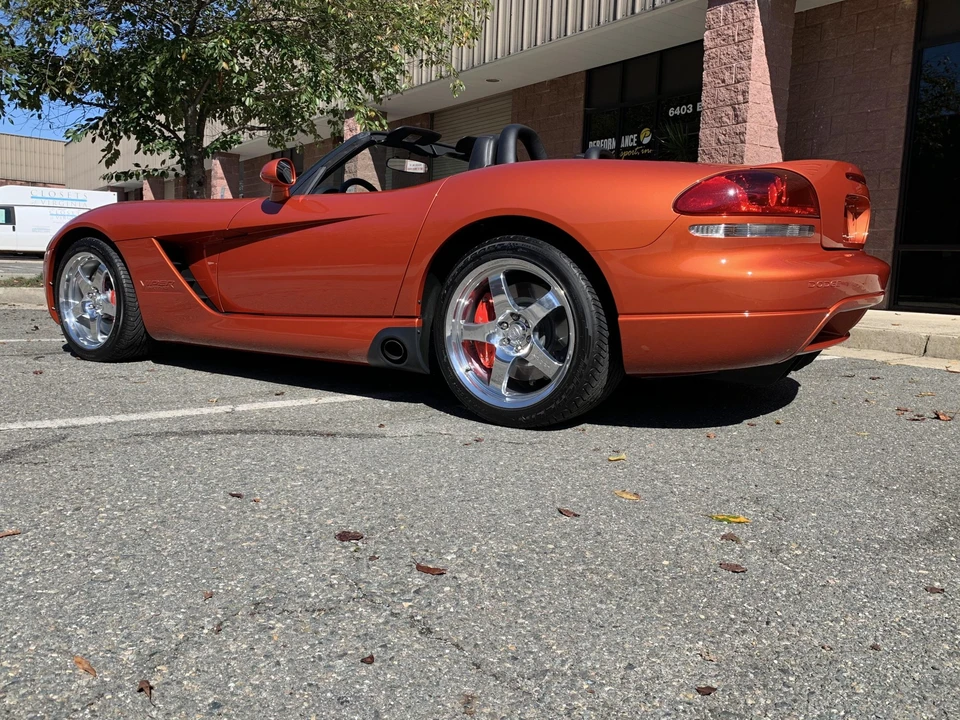 2005 Dodge Viper 3rd Gen - Image 24 of 31