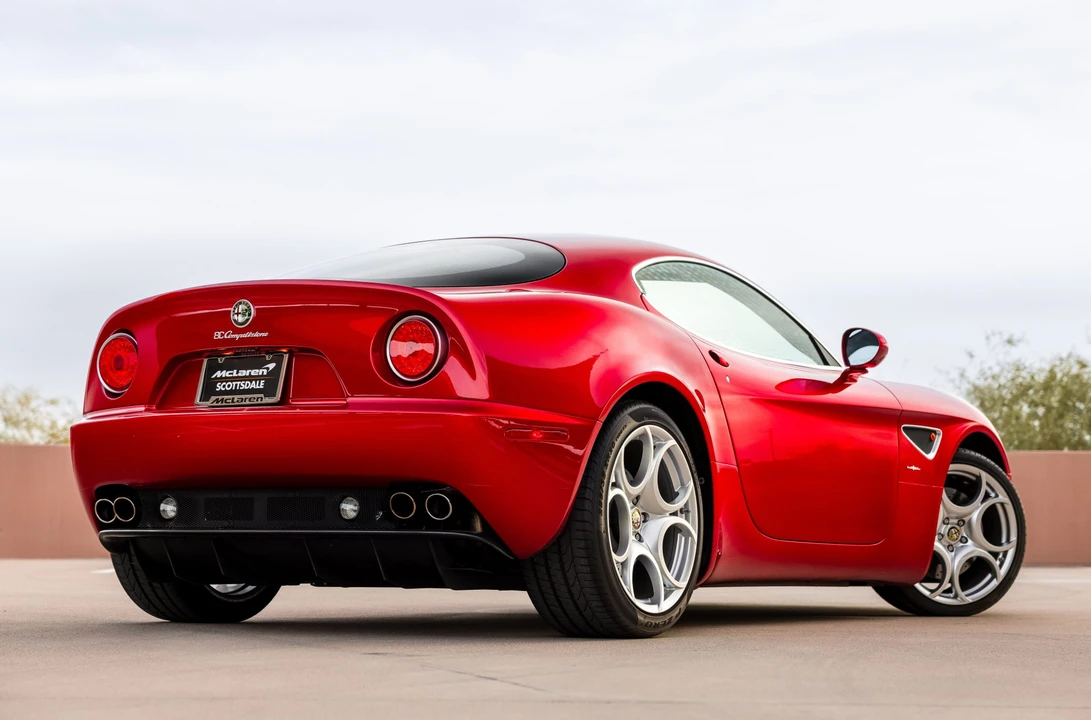 2008 Alfa Romeo 8C Competizione - Image 24 of 31