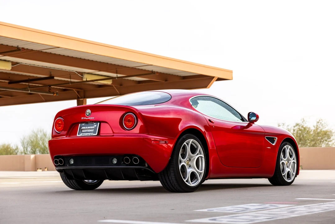 2008 Alfa Romeo 8C Competizione - Image 25 of 31
