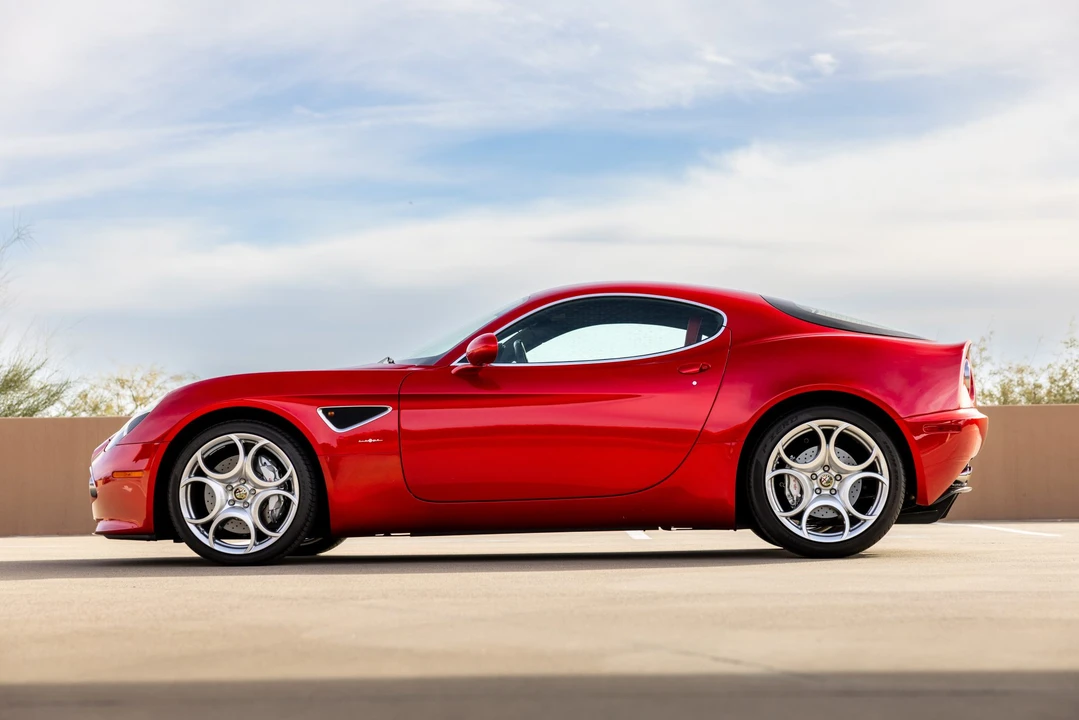 2008 Alfa Romeo 8C Competizione - Image 18 of 31