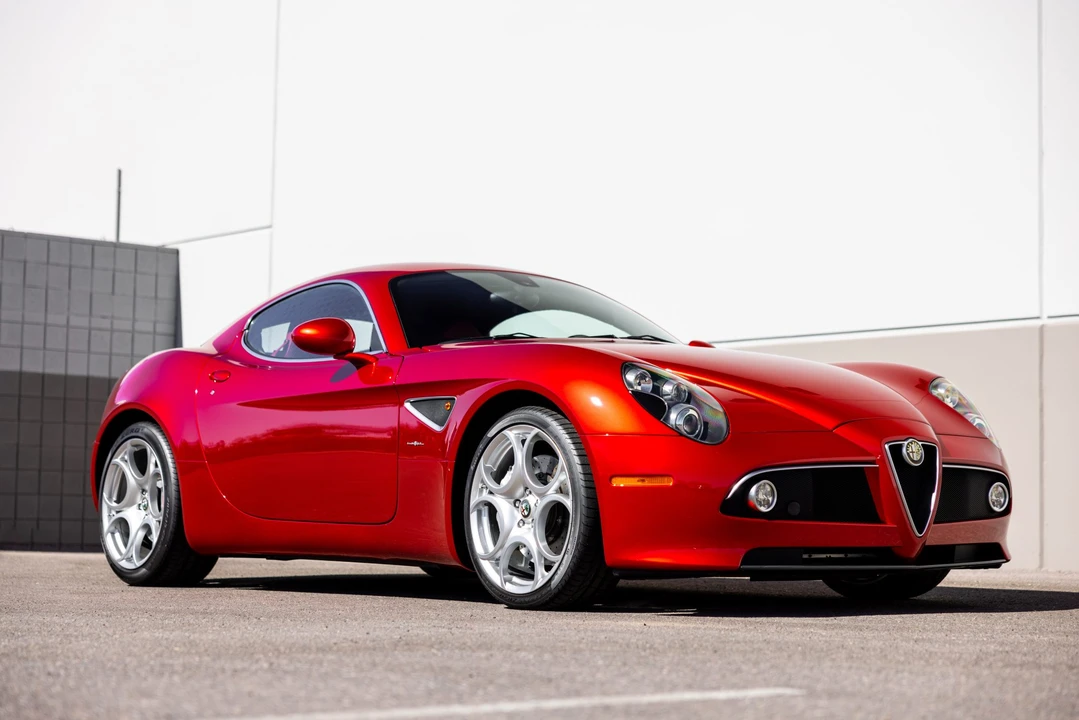 2008 Alfa Romeo 8C Competizione - Image 9 of 31