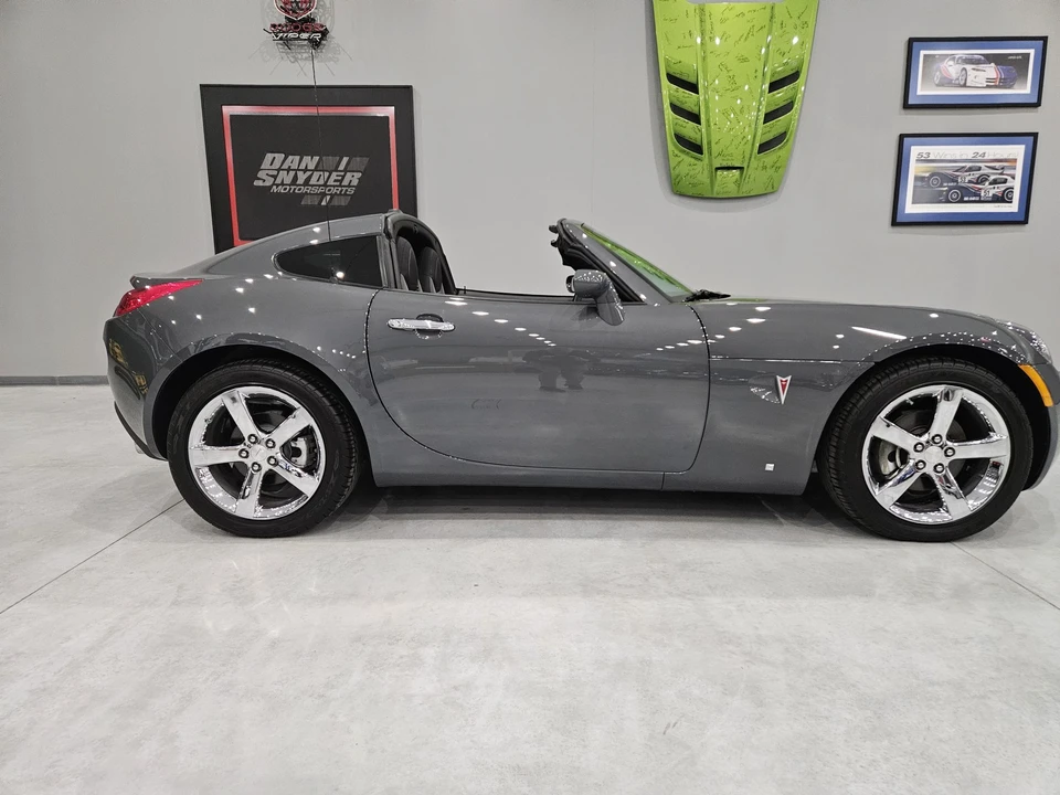 2009 Pontiac Solstice GXP - Image 4 of 31