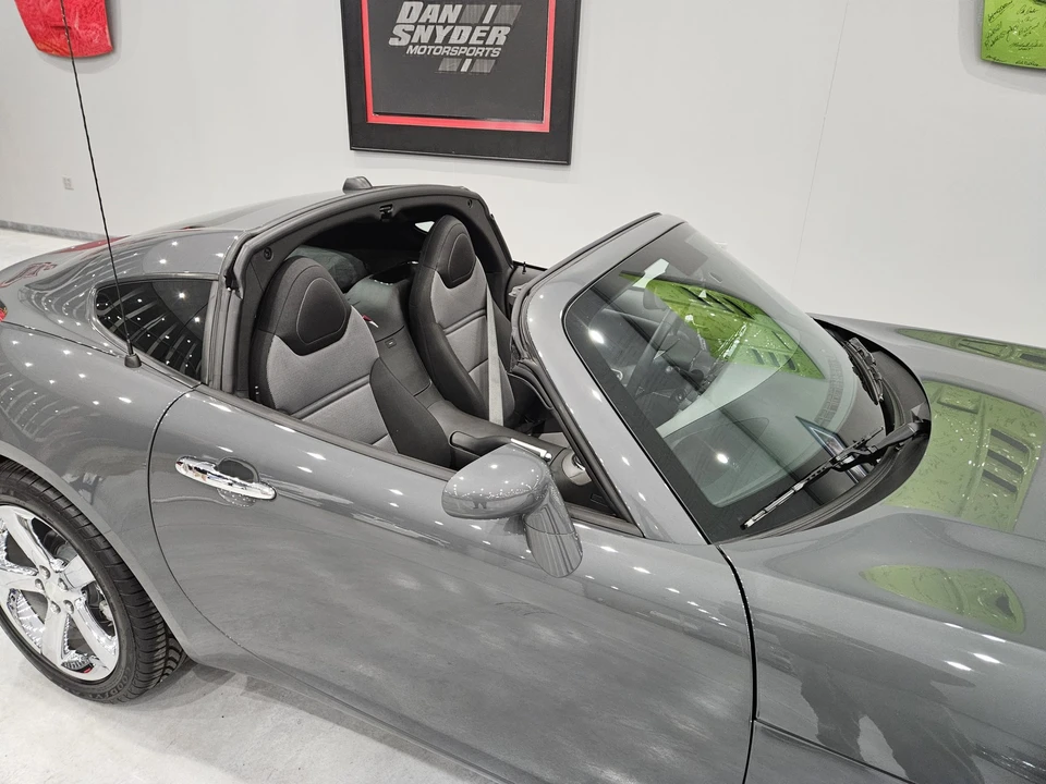 2009 Pontiac Solstice GXP - Image 17 of 31