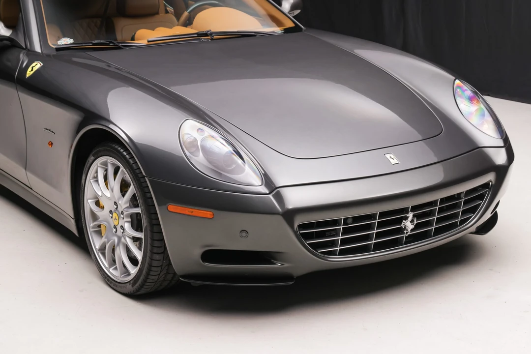 2010 Ferrari 612 - Image 21 of 31