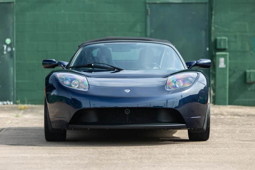 2010 Tesla Roadster - Image 3 of 31