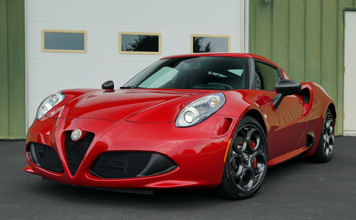 2015 Alfa Romeo 4C Coupe - Image 8 of 31