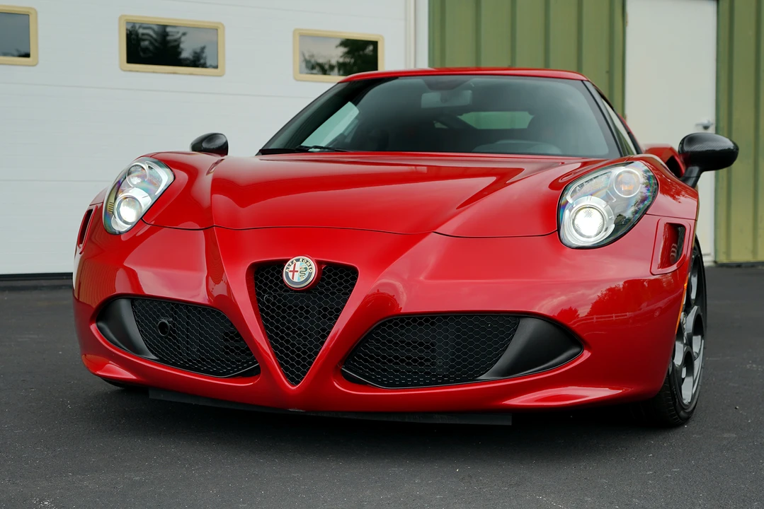 2015 Alfa Romeo 4C Coupe - Image 7 of 31