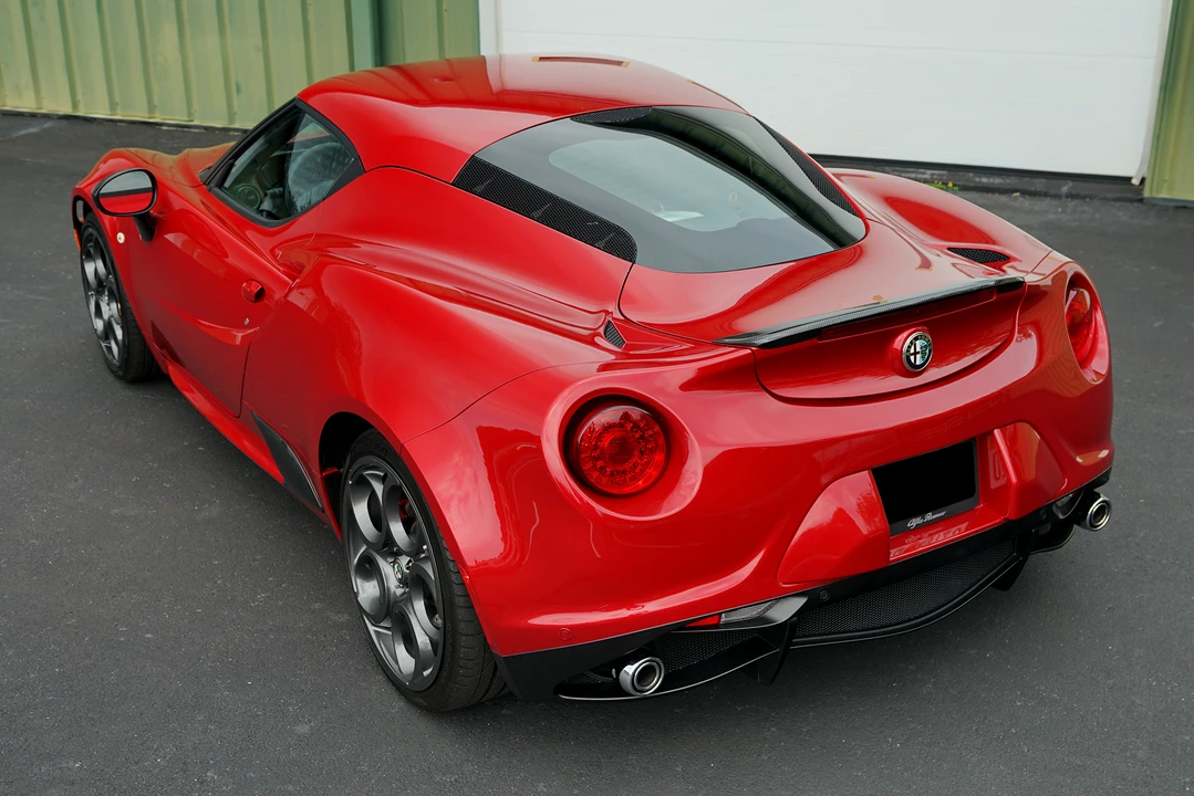2015 Alfa Romeo 4C Coupe - Image 17 of 31