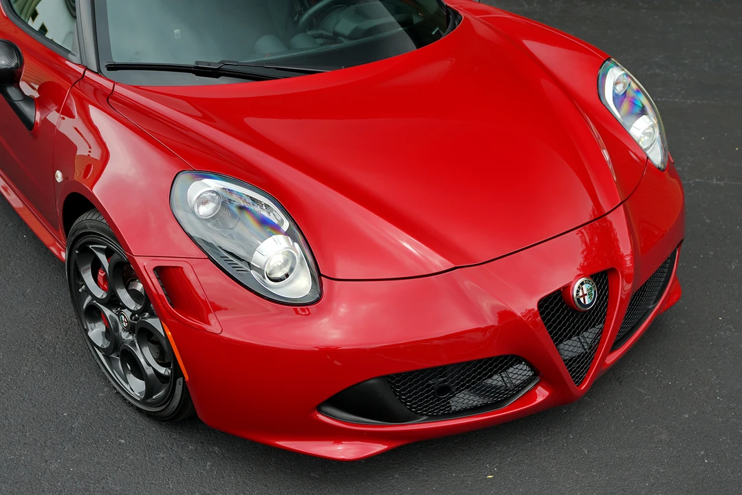 2015 Alfa Romeo 4C Coupe - Image 29 of 31