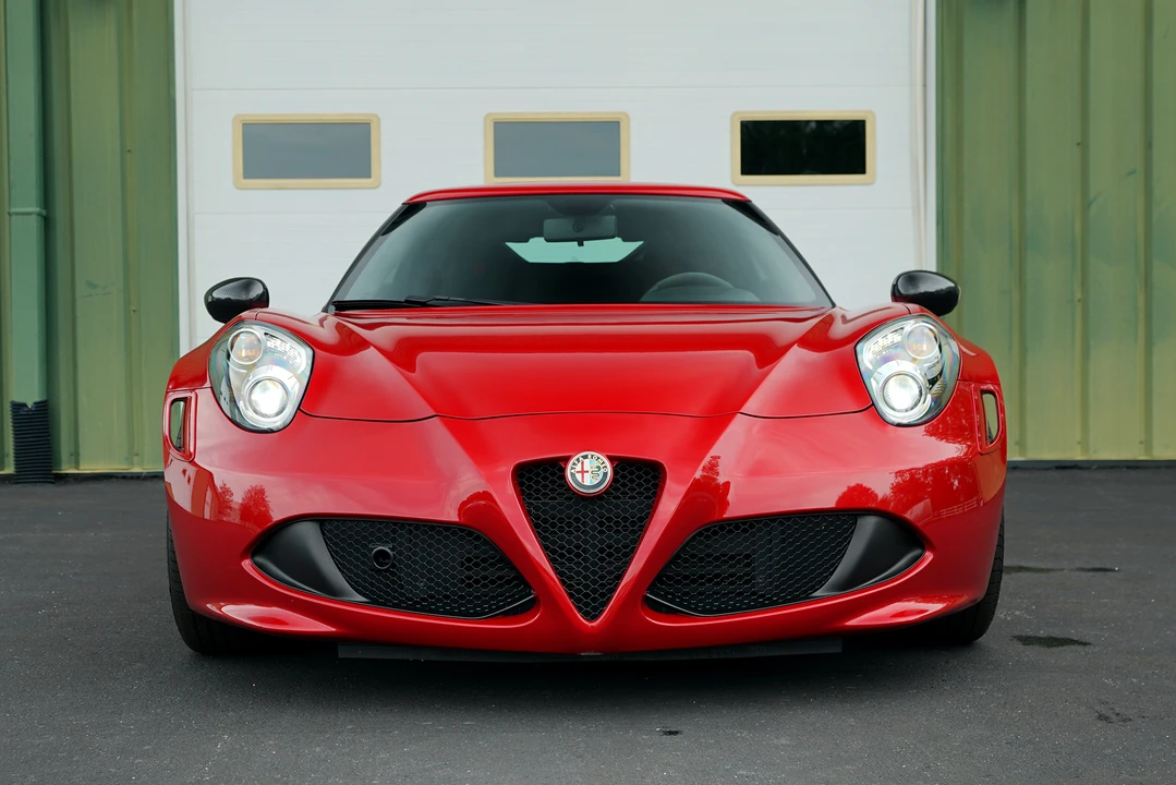 2015 Alfa Romeo 4C Coupe - Image 6 of 31