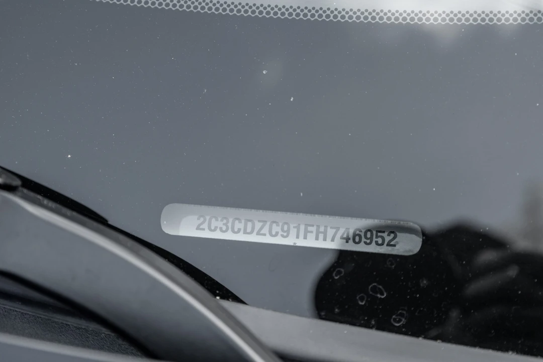 2015 Dodge Challenger SRT Hellcat 3rd Gen - Image 25 of 31