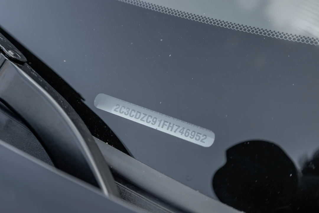 2015 Dodge Challenger SRT Hellcat 3rd Gen - Image 26 of 31