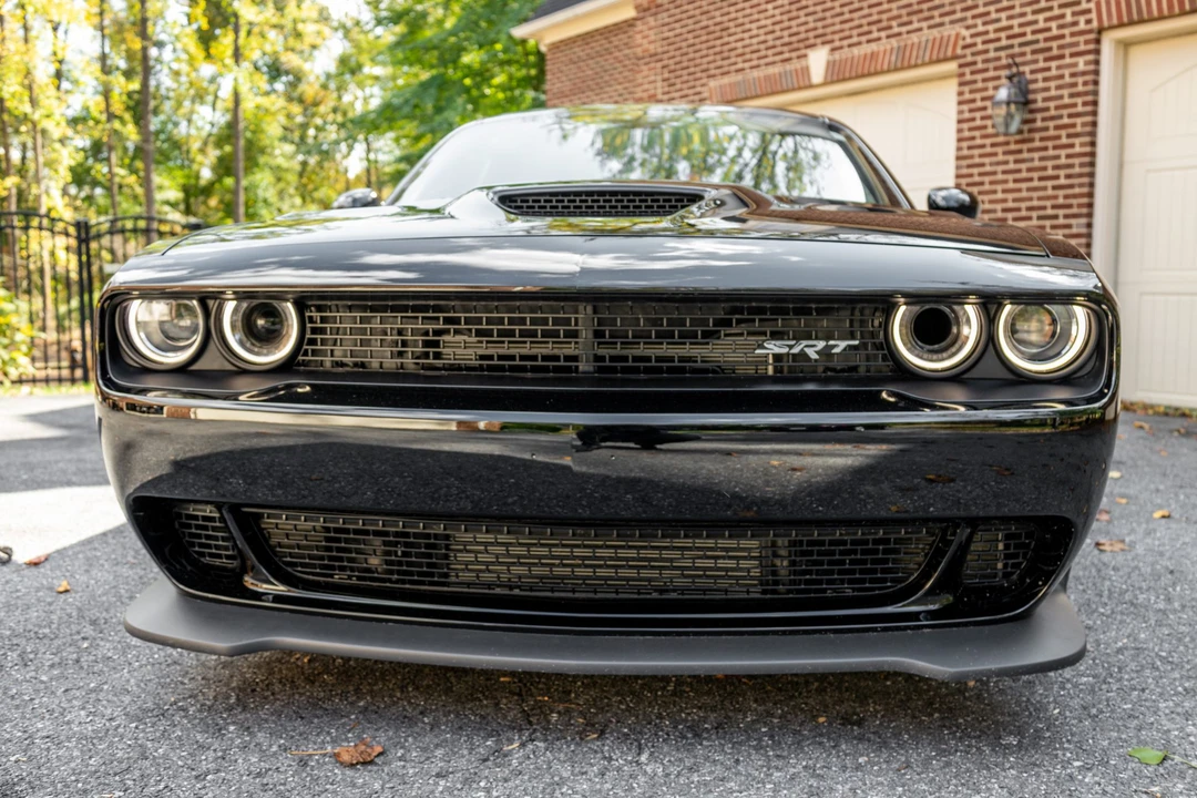 2015 Dodge Challenger SRT Hellcat 3rd Gen - Image 9 of 31