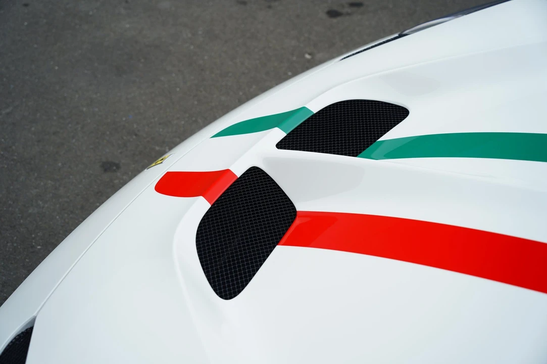 2015 Ferrari 458 Speciale - Image 26 of 31