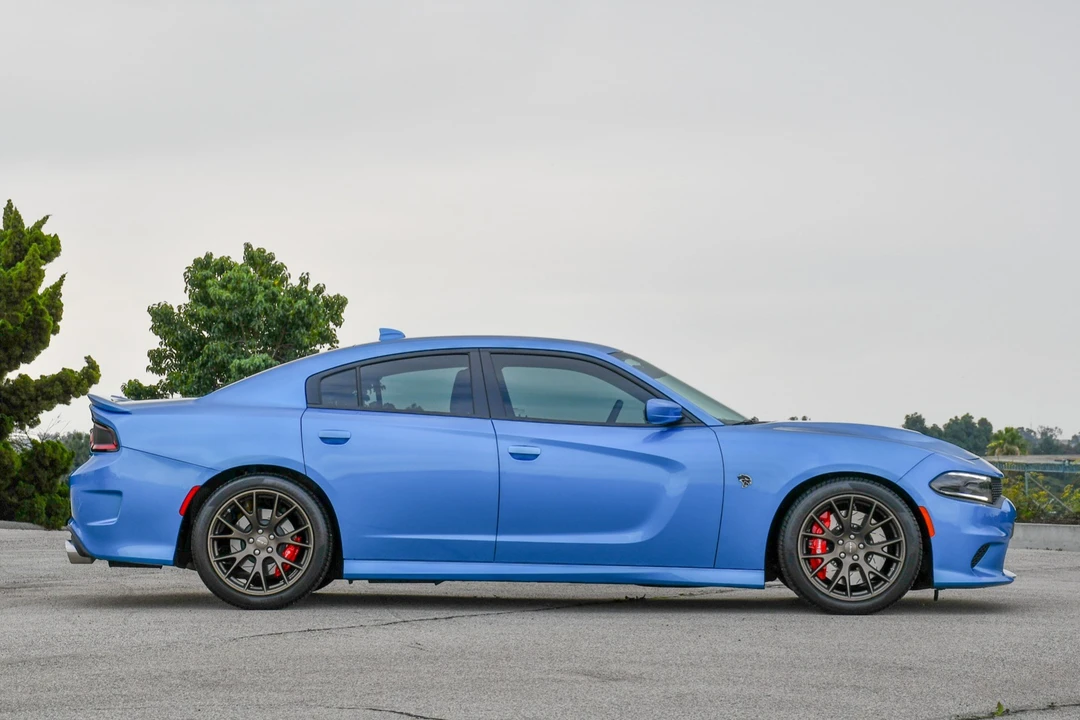 2016 Dodge Charger SRT Hellcat 7th Gen - Image 4 of 31