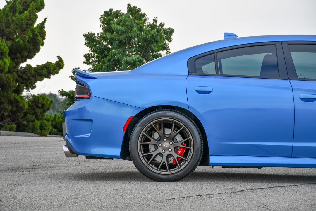 2016 Dodge Charger SRT Hellcat 7th Gen - Image 29 of 31