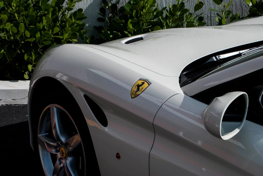 2016 Ferrari California T - Image 19 of 31