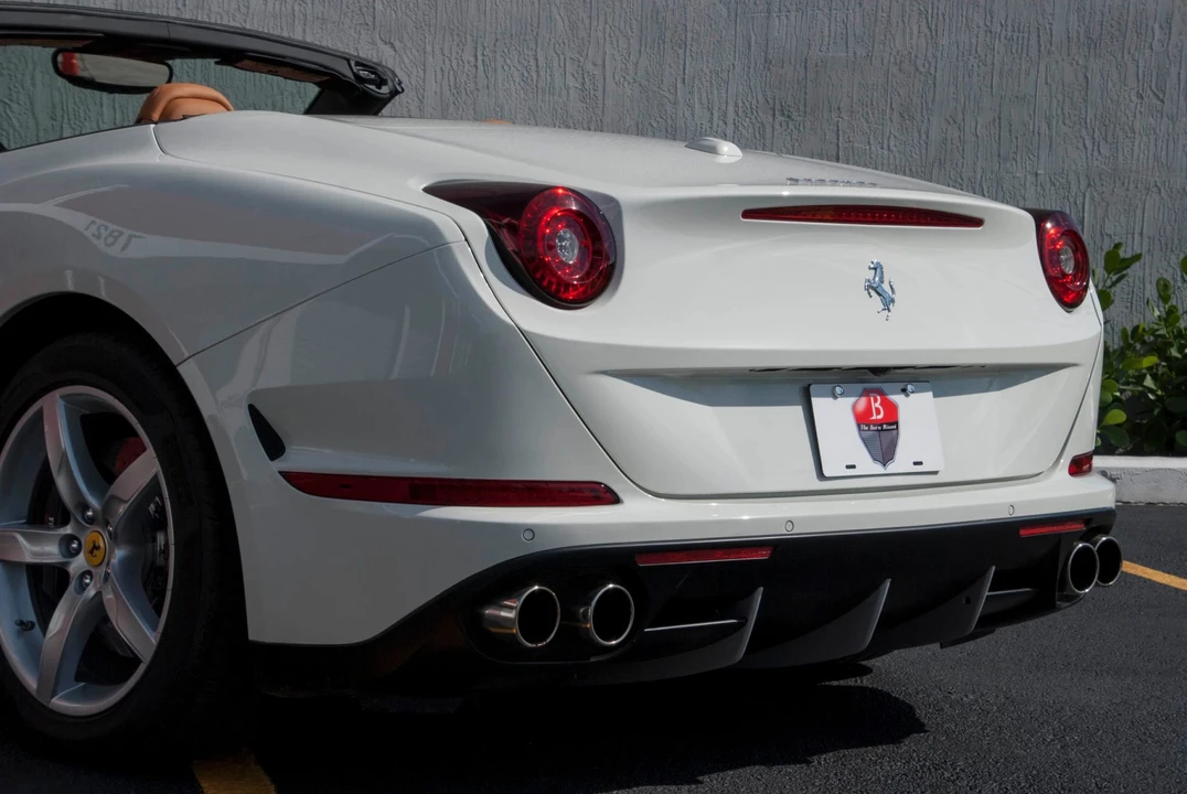 2016 Ferrari California T - Image 20 of 31
