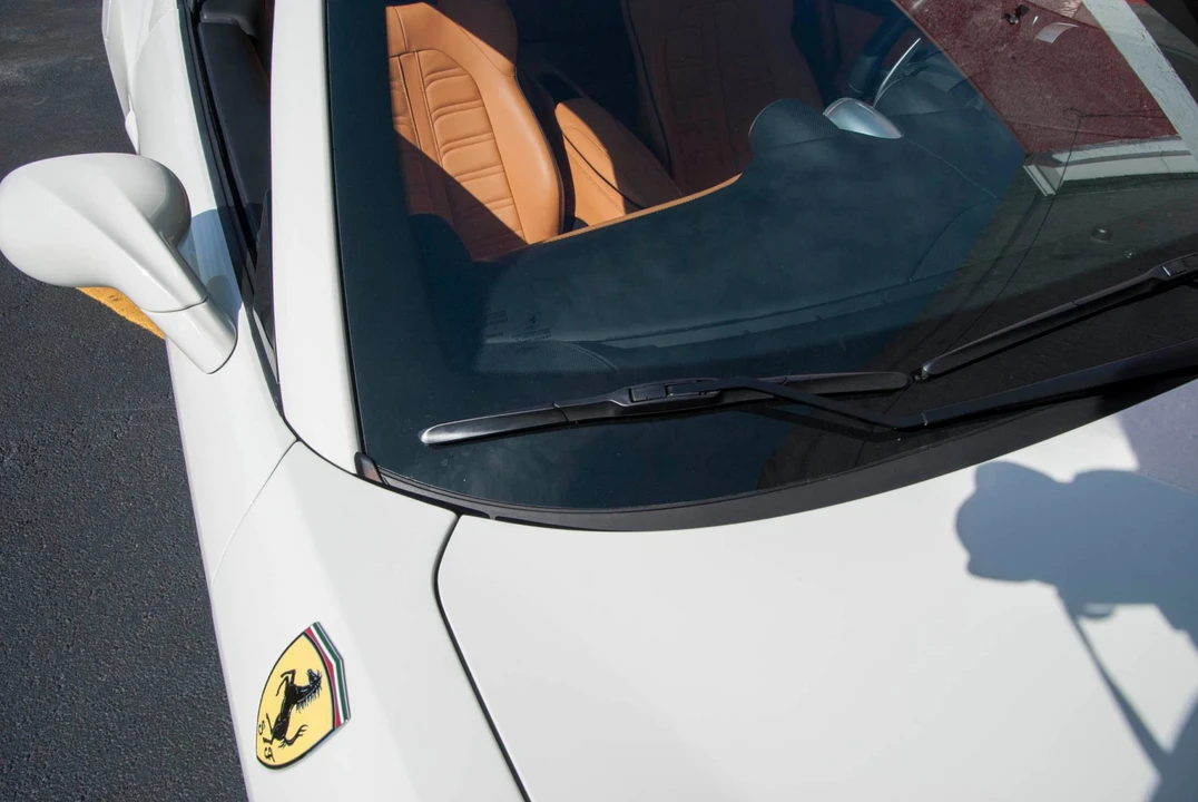 2016 Ferrari California T - Image 31 of 31