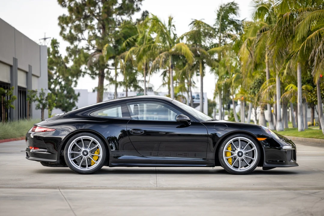 2016 Porsche 991 R - Image 29 of 31