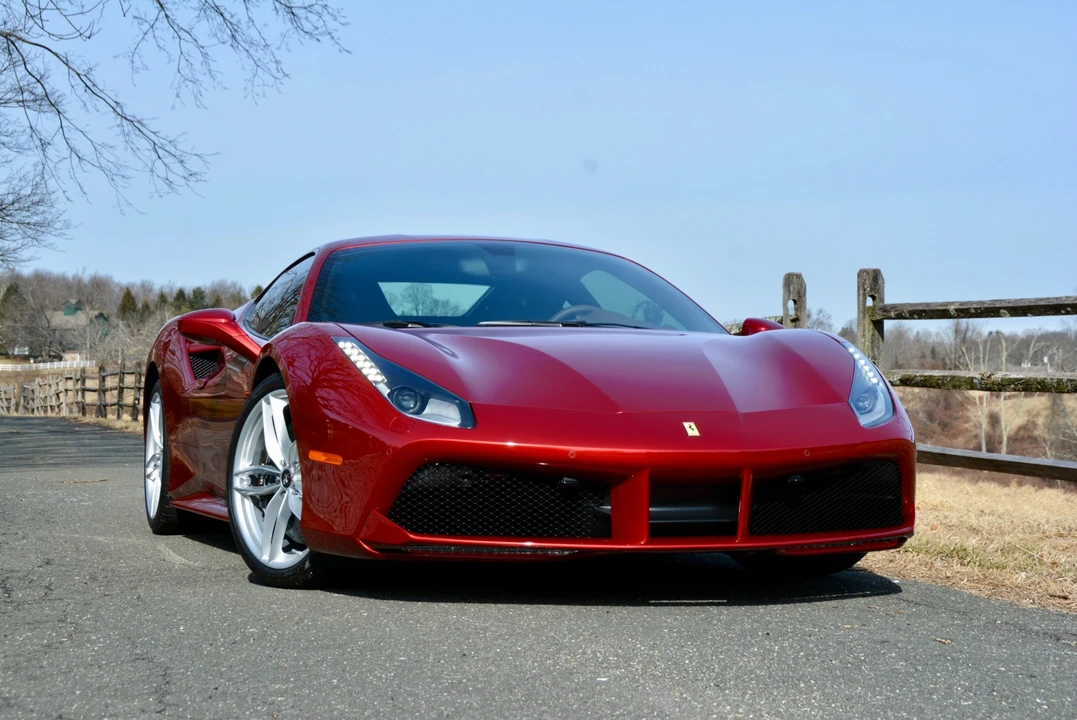 2017 Ferrari 488 GTB - Image 12 of 31