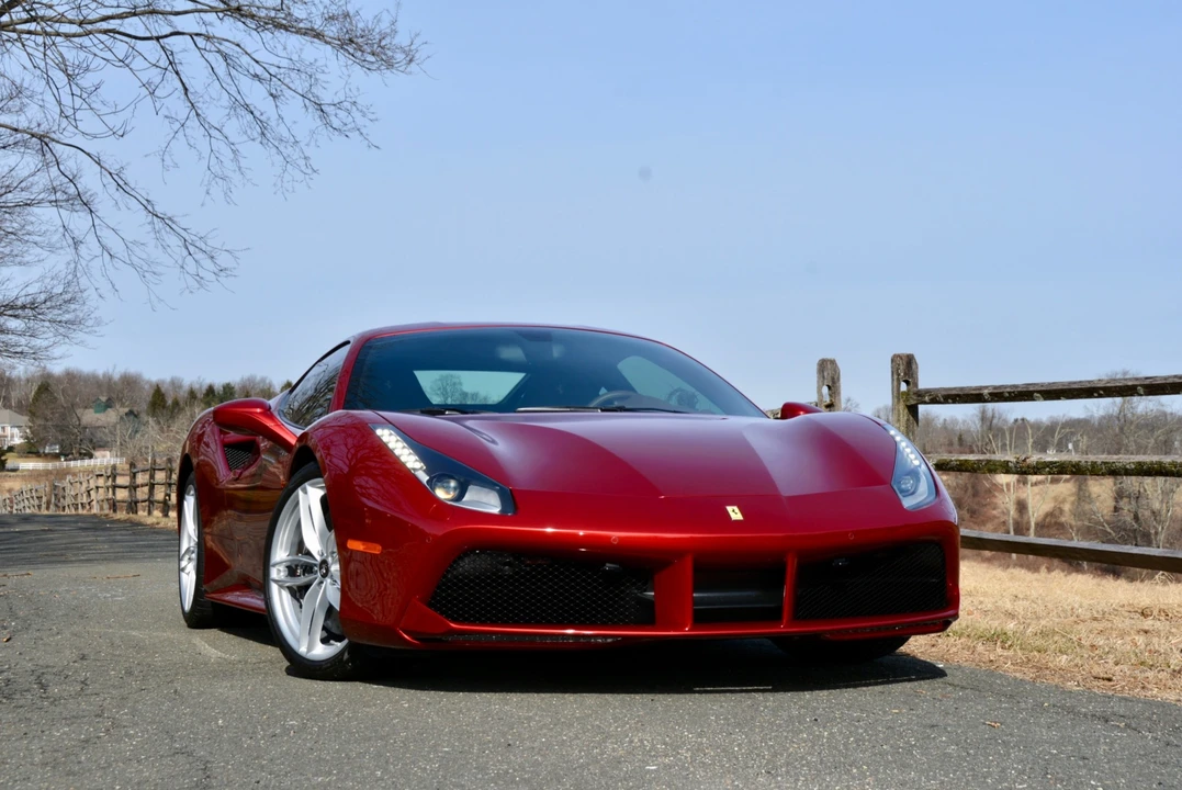 2017 Ferrari 488 GTB - Image 14 of 31