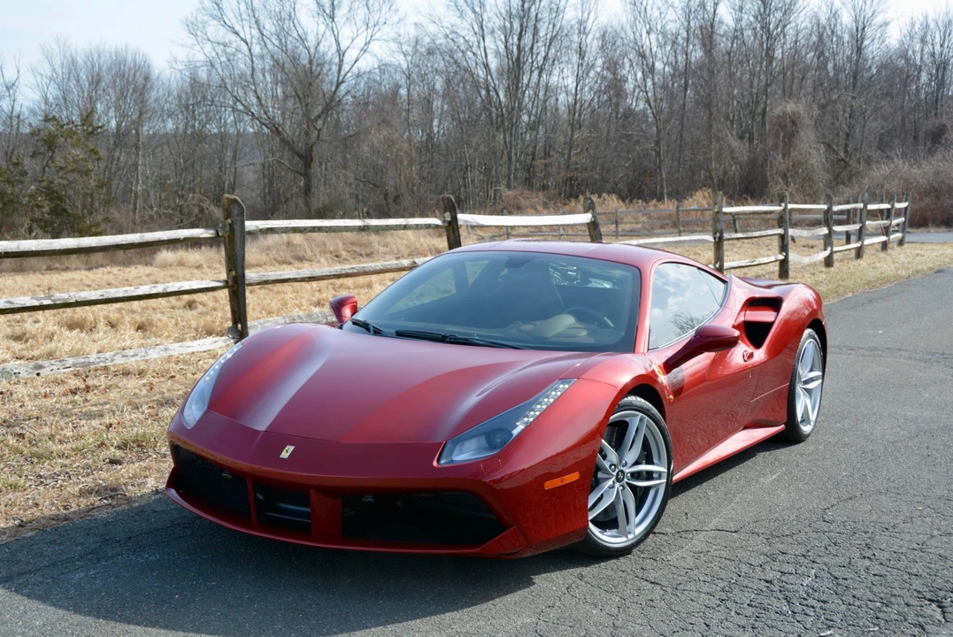 2017 Ferrari 488 GTB - Image 24 of 31