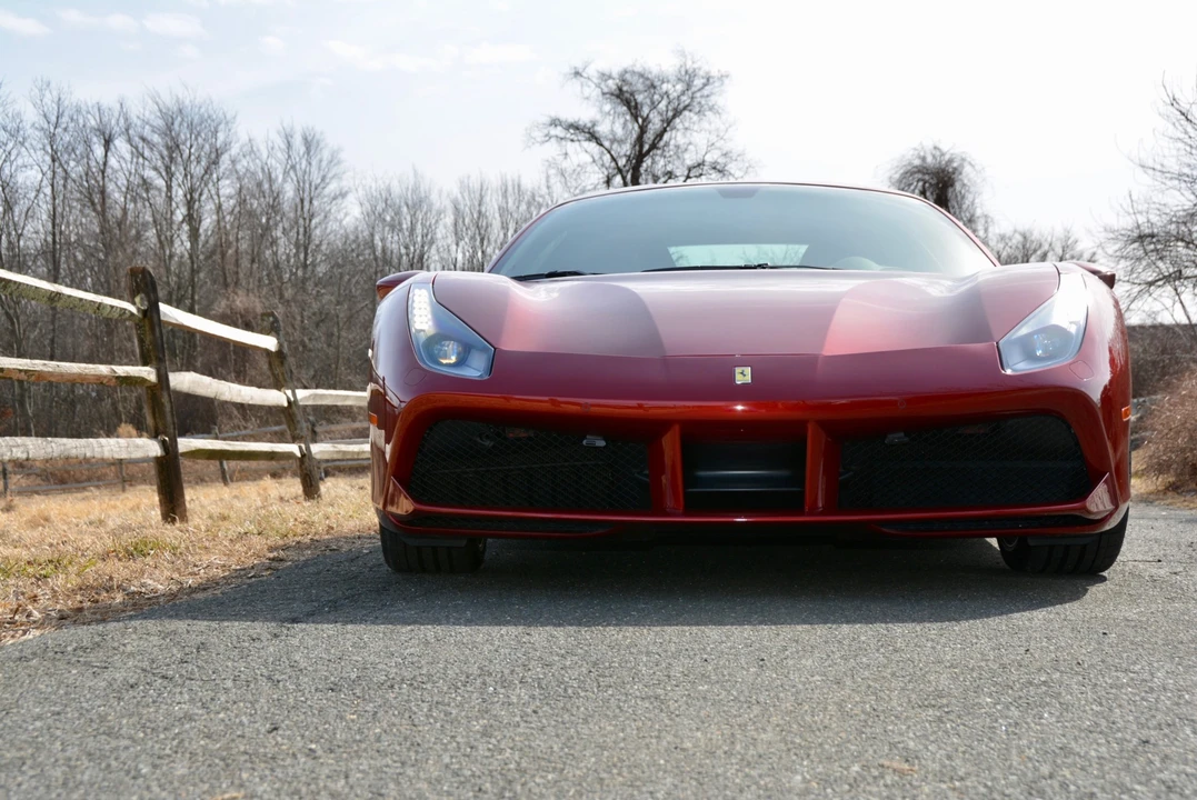 2017 Ferrari 488 GTB - Image 17 of 31