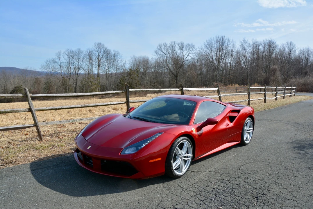 2017 Ferrari 488 GTB - Image 31 of 31