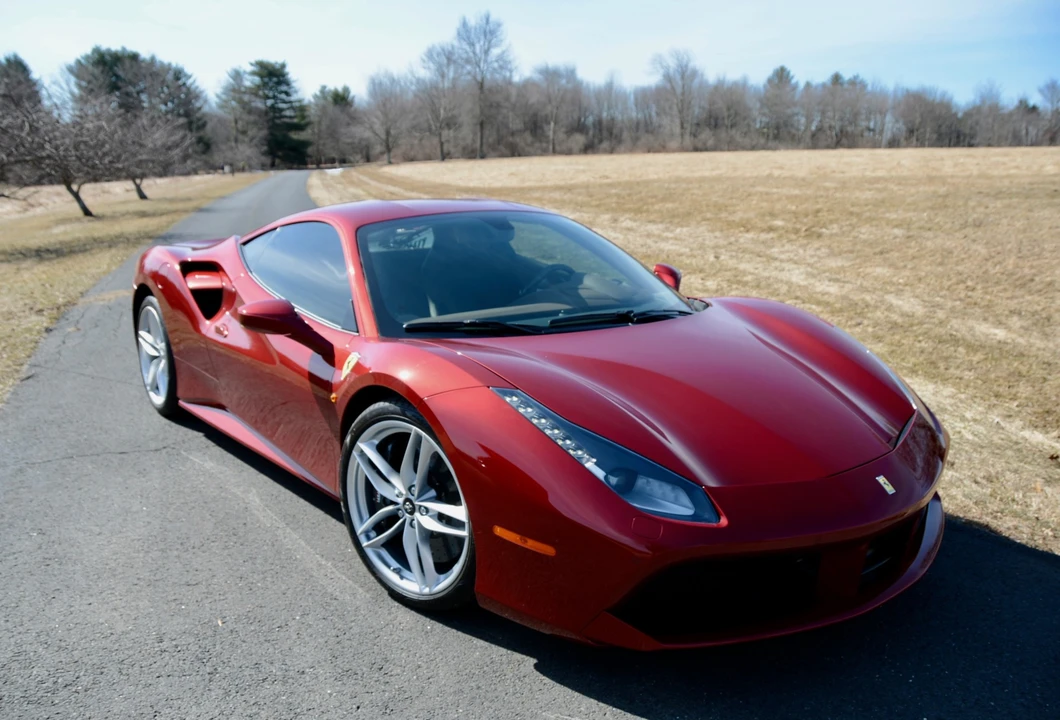 2017 Ferrari 488 GTB - Image 10 of 31