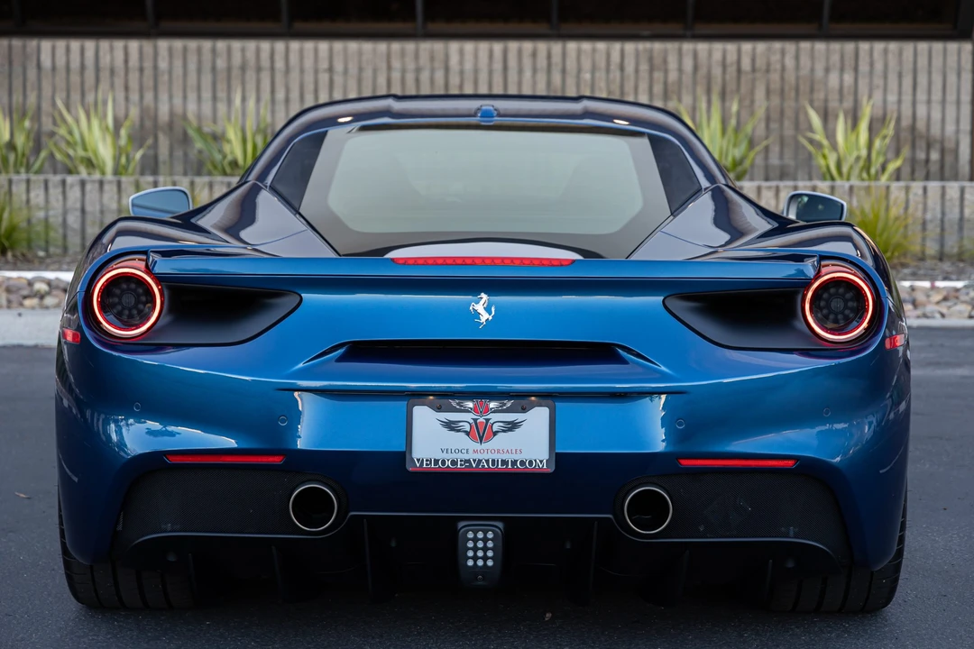 2018 Ferrari 488 GTB - Image 9 of 31