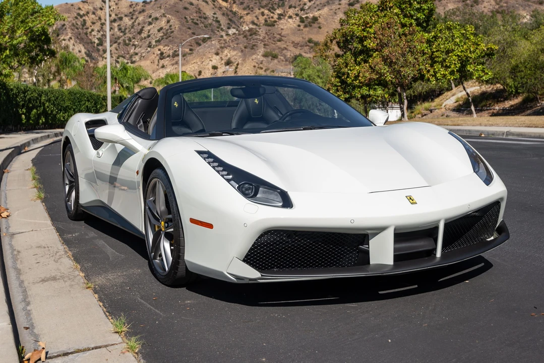 2018 Ferrari 488 Spider - Image 4 of 31