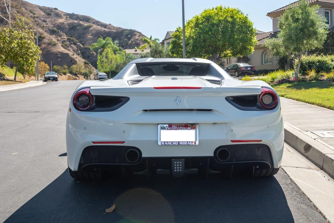 2018 Ferrari 488 Spider - Image 18 of 31