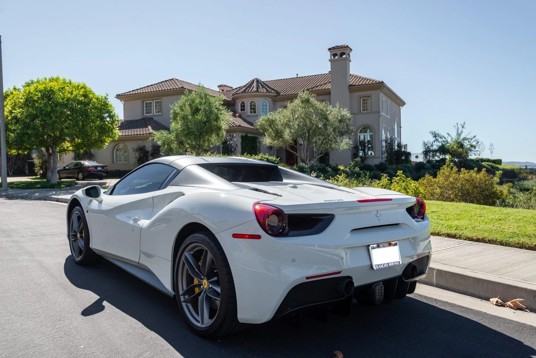 2018 Ferrari 488 Spider - Image 20 of 31