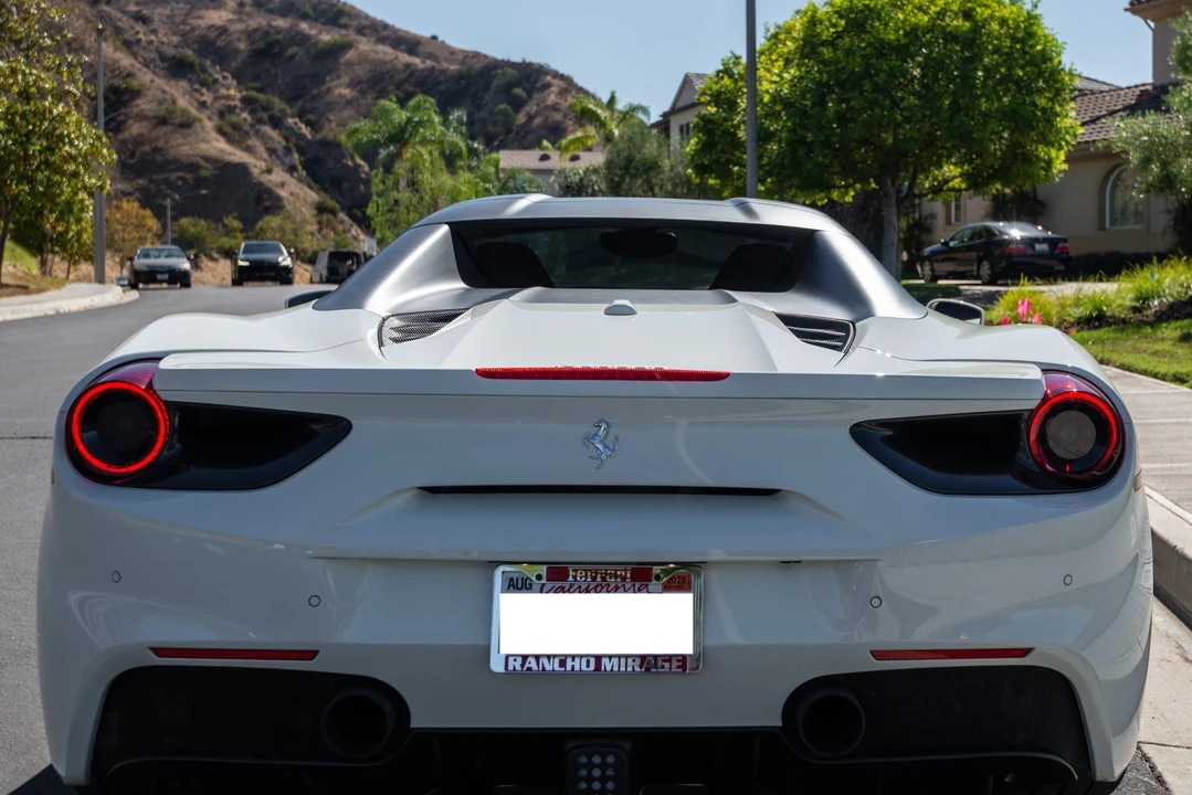 2018 Ferrari 488 Spider - Image 19 of 31