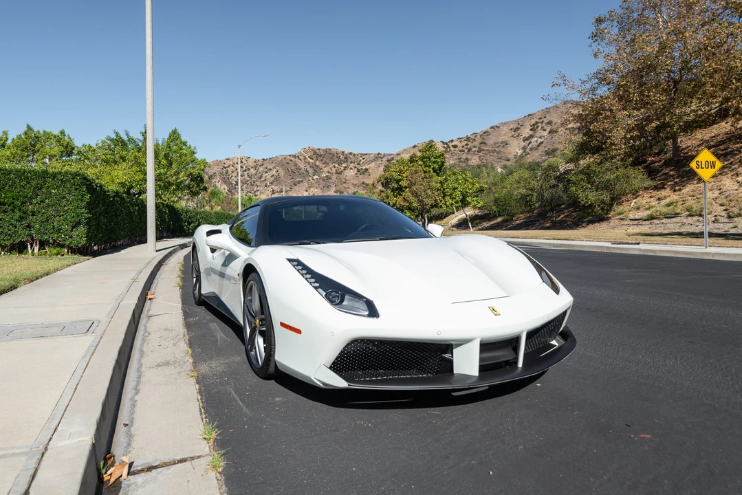 2018 Ferrari 488 Spider - Image 13 of 31