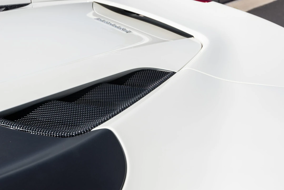 2018 Ferrari 488 Spider - Image 30 of 31