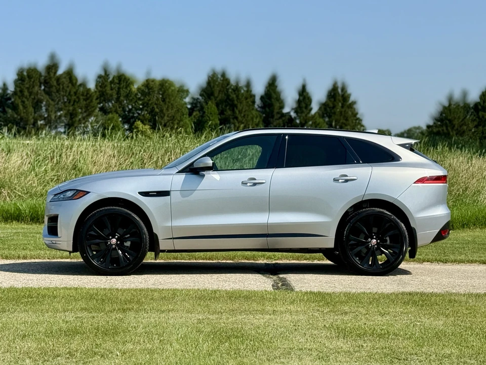 2018 Jaguar F-Pace - Image 14 of 31