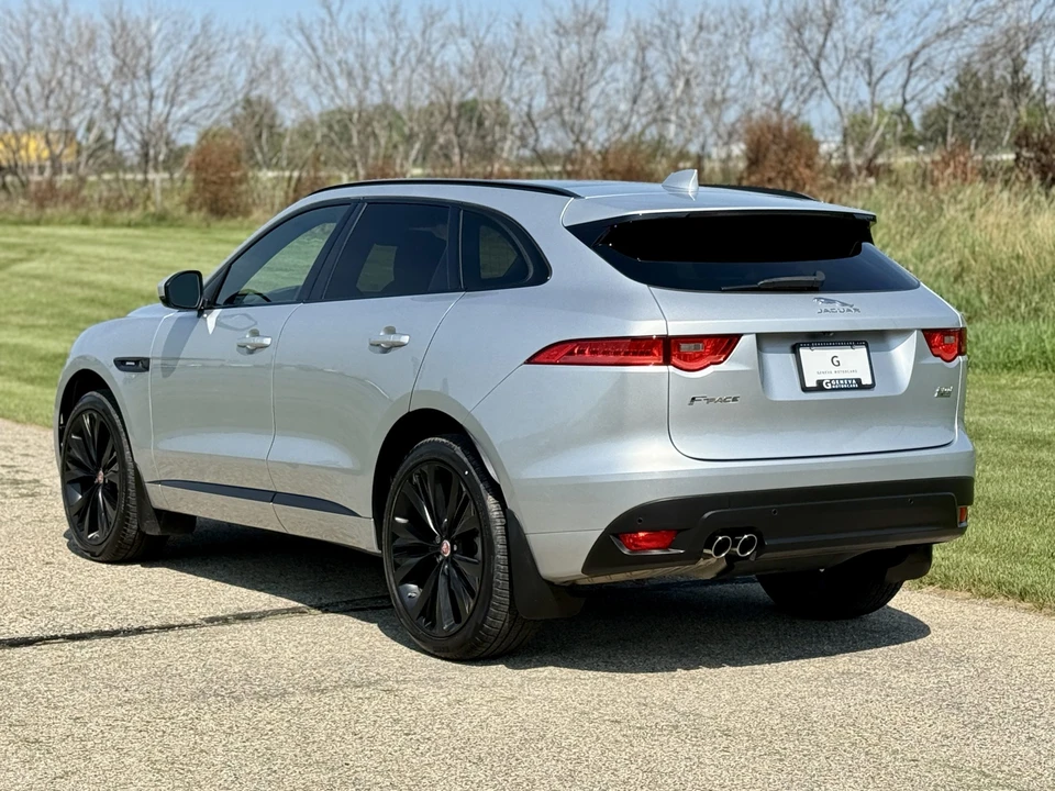 2018 Jaguar F-Pace - Image 13 of 31