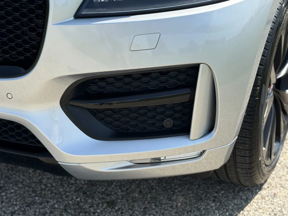 2018 Jaguar F-Pace - Image 21 of 31
