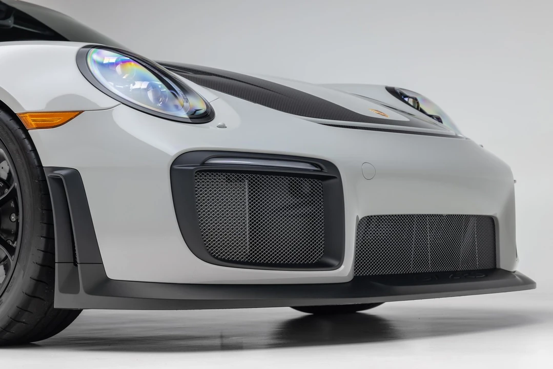2018 Porsche 991 GT2 RS - Image 27 of 31