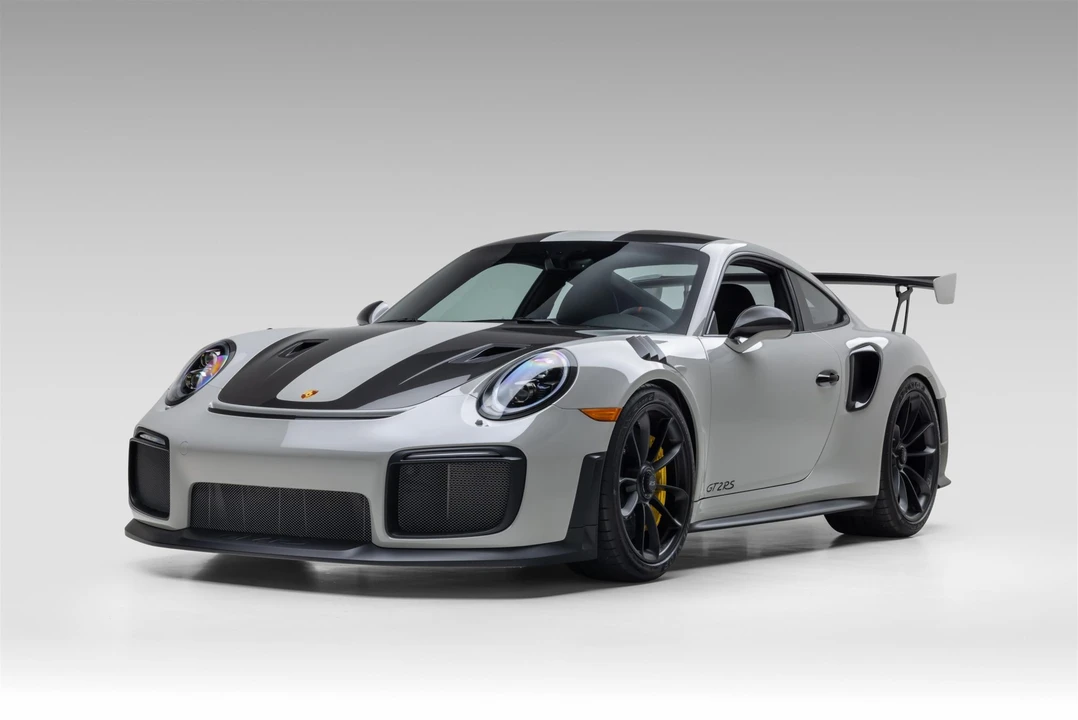 2018 Porsche 991 GT2 RS - Image 3 of 31