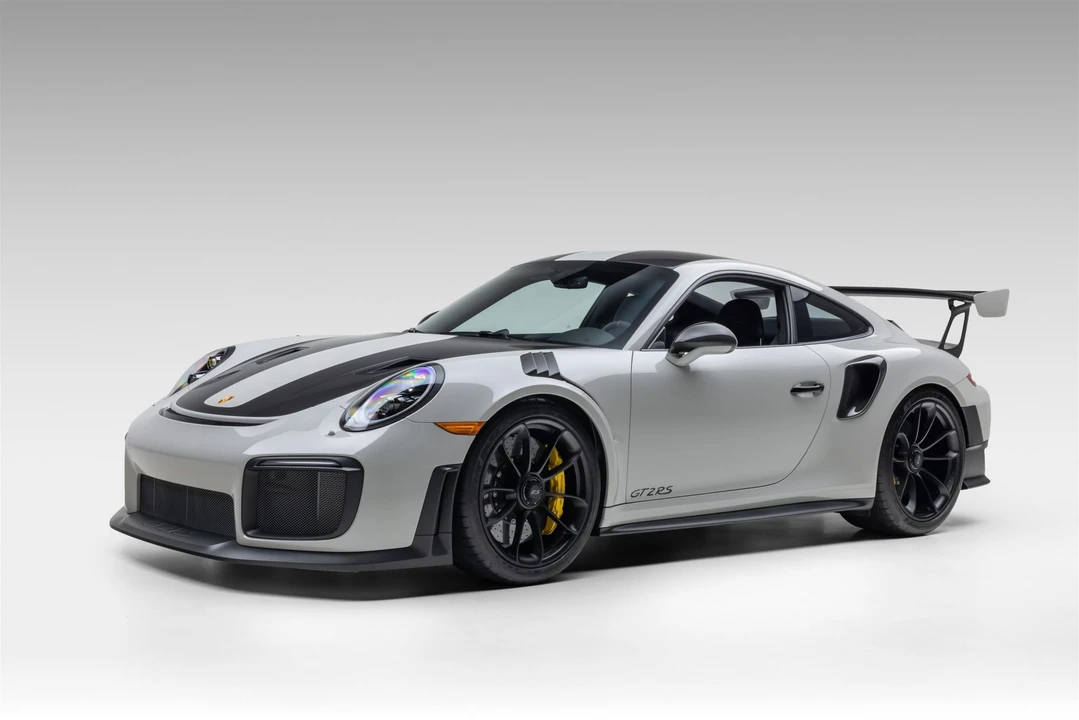 2018 Porsche 991 GT2 RS - Image 2 of 31
