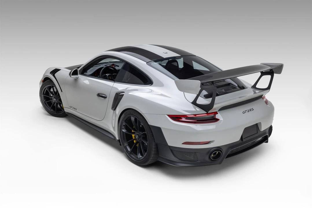 2018 Porsche 991 GT2 RS - Image 16 of 31