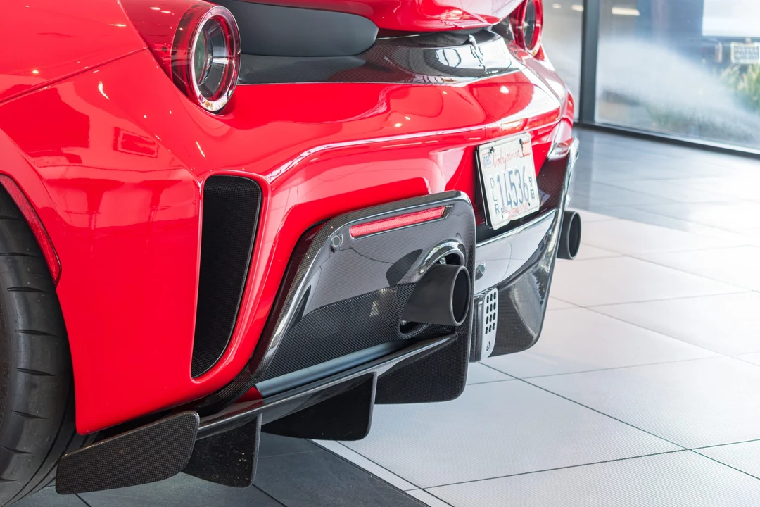 2019 Ferrari 488 Pista - Image 27 of 31