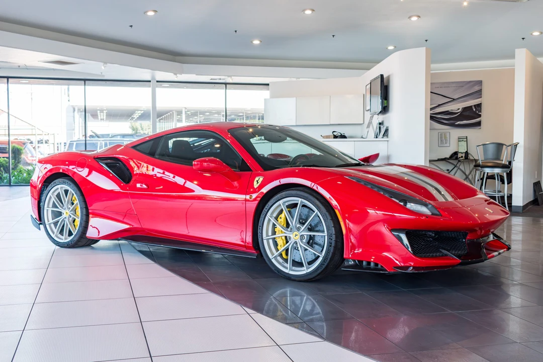 2019 Ferrari 488 Pista - Image 4 of 31
