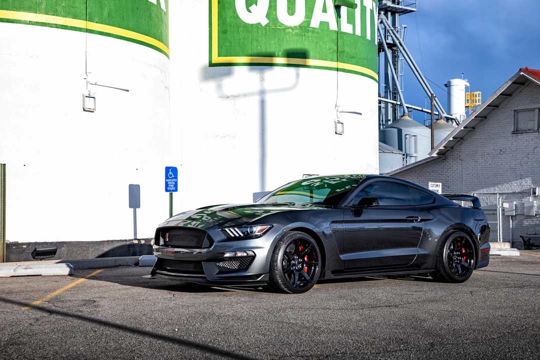 2019 Ford S550 Shelby Mustang GT350R - Image 2 of 31