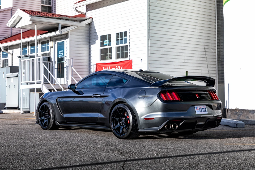 2019 Ford S550 Shelby Mustang GT350R - Image 4 of 31