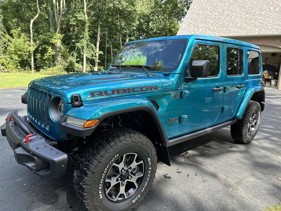 2019 Jeep JL Wrangler - Image 2 of 31