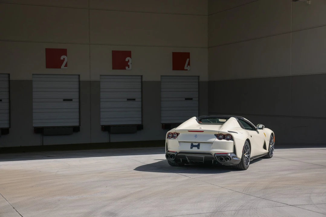 2023 Ferrari 812 GTS - Image 21 of 31